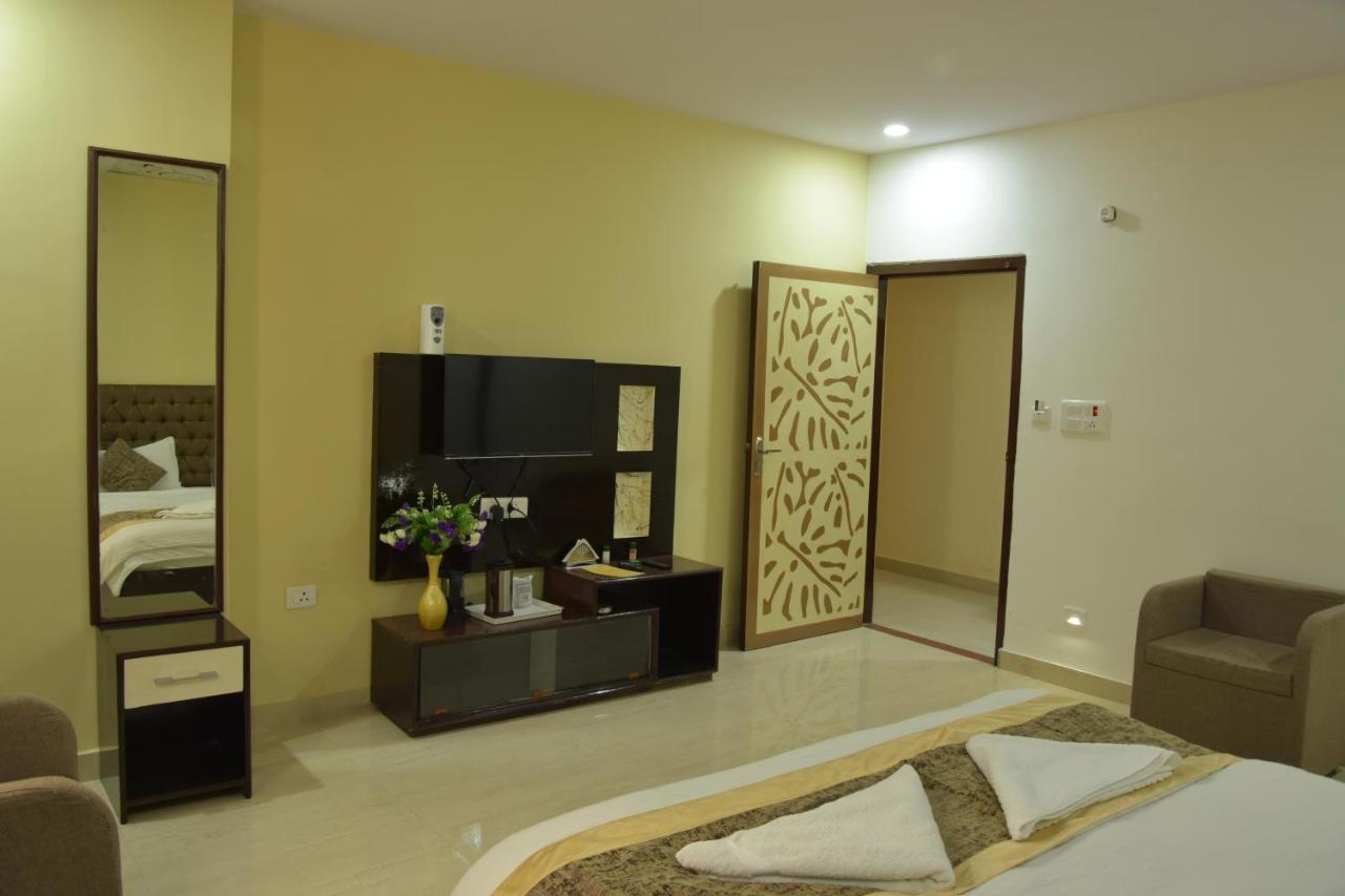Hotel Sarweshwary Varanasi Luaran gambar