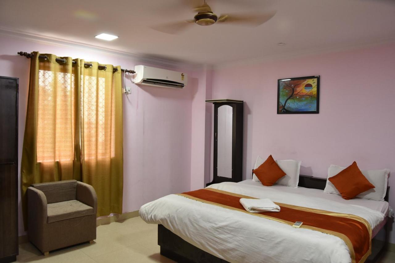 Hotel Sarweshwary Varanasi Luaran gambar