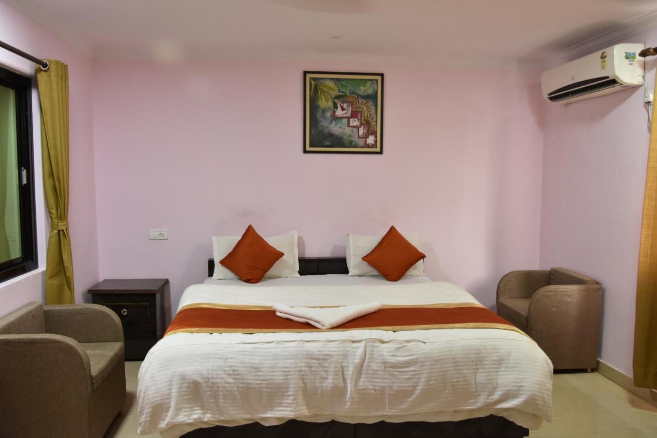 Hotel Sarweshwary Varanasi Luaran gambar