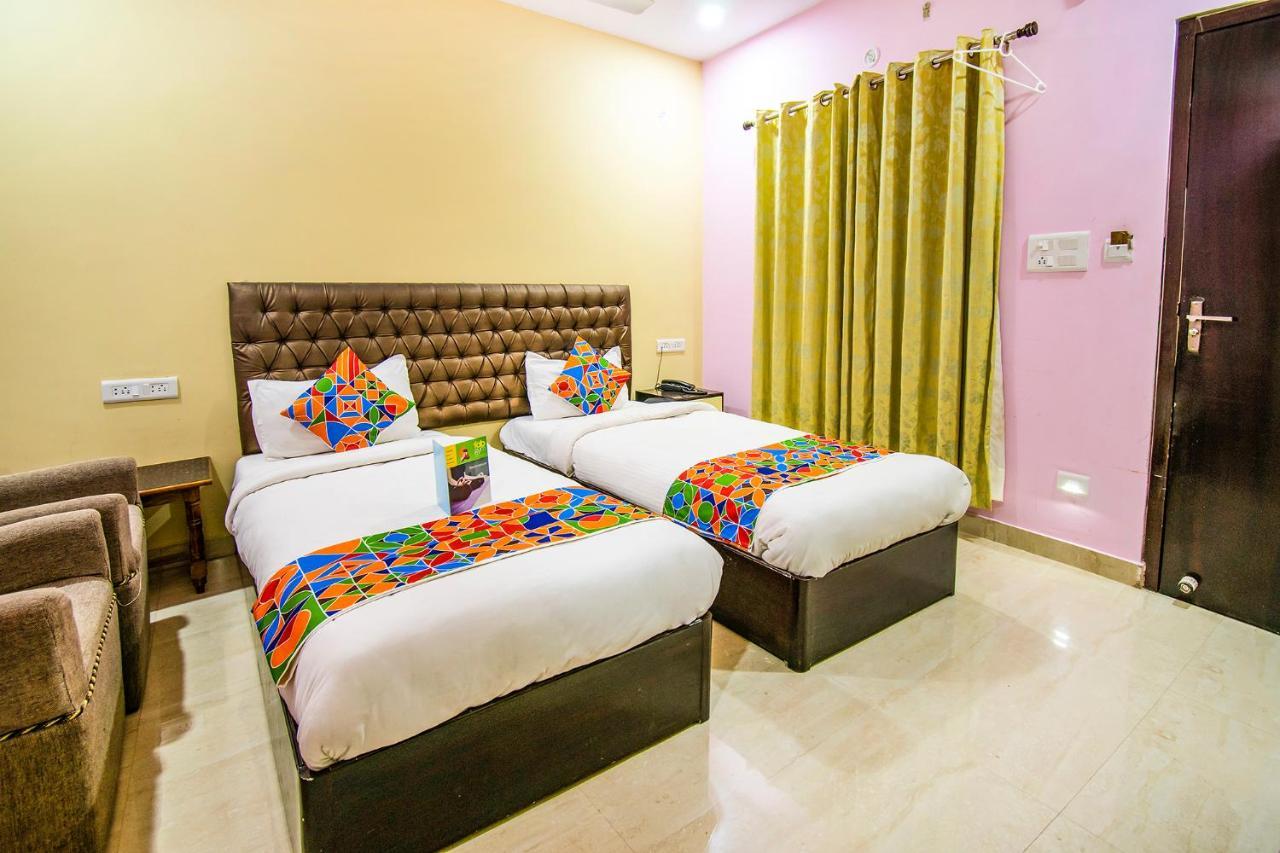 Hotel Sarweshwary Varanasi Luaran gambar